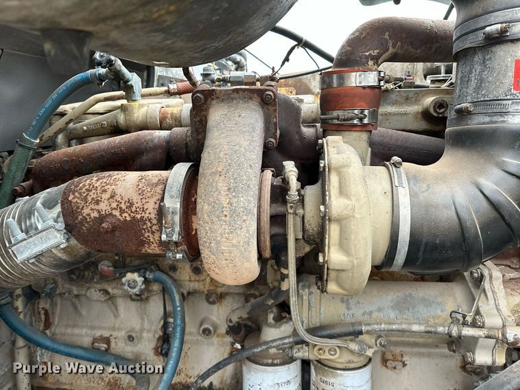 image for item LK9742 1986 Volvo White  semi truck