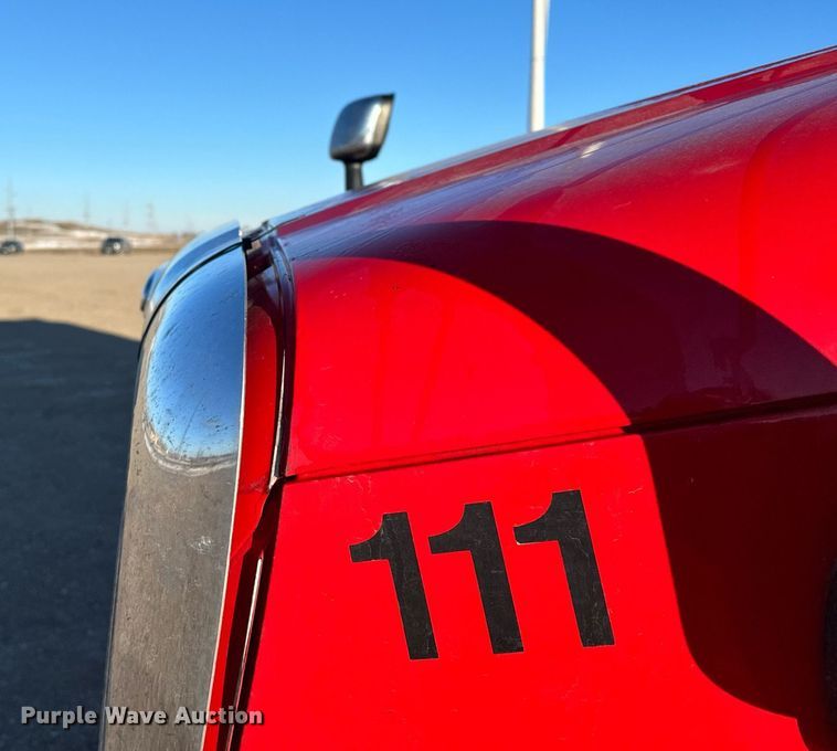 image for item LO9436 2014 Freightliner Cascadia  semi truck