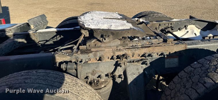 image for item LO9436 2014 Freightliner Cascadia  semi truck