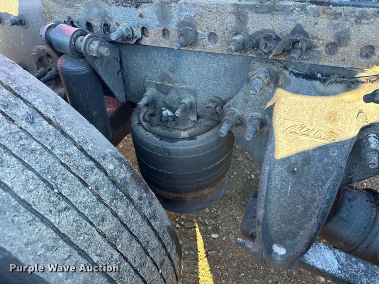 image for item LO9436 2014 Freightliner Cascadia  semi truck