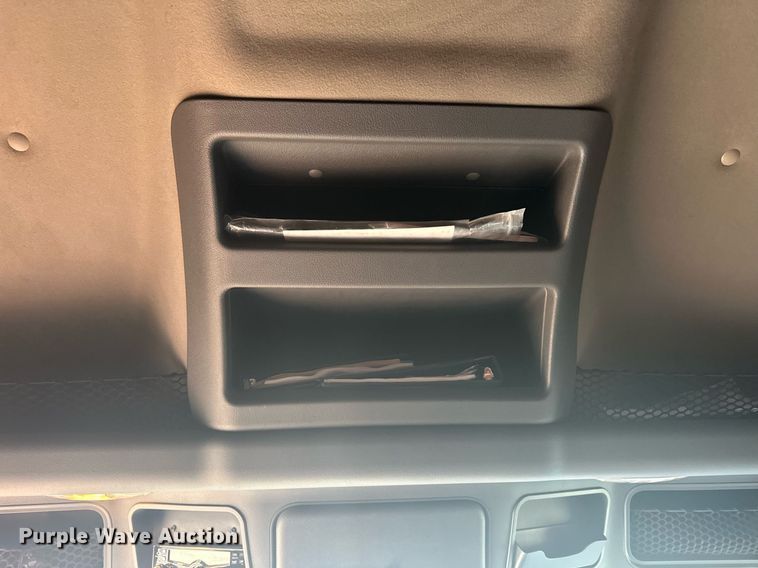 image for item LO9436 2014 Freightliner Cascadia  semi truck