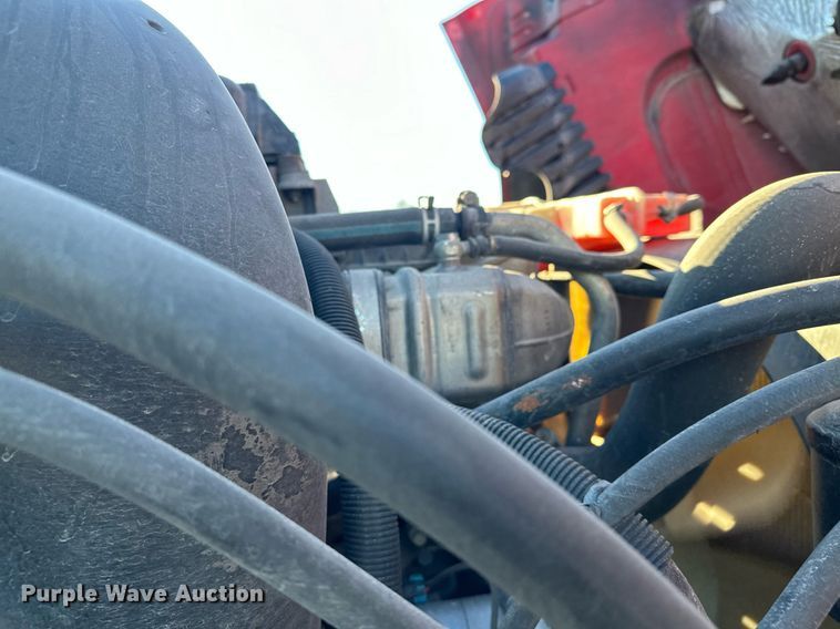 image for item LO9436 2014 Freightliner Cascadia  semi truck