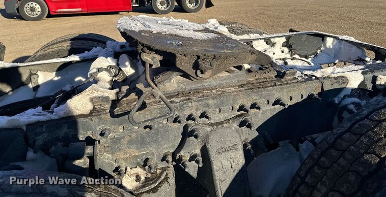 image for item LO9437 2014 Freightliner Cascadia  semi truck