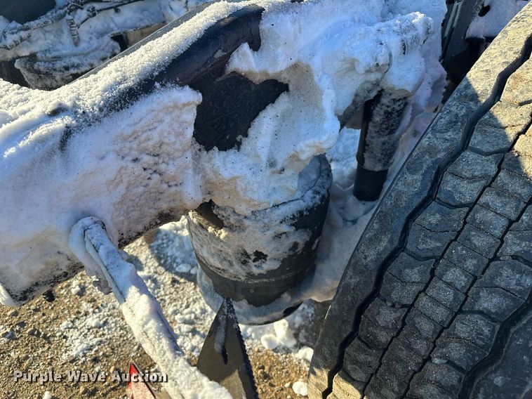 image for item LO9437 2014 Freightliner Cascadia  semi truck