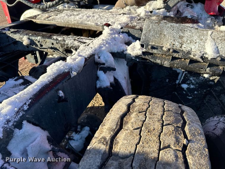 image for item LO9437 2014 Freightliner Cascadia  semi truck