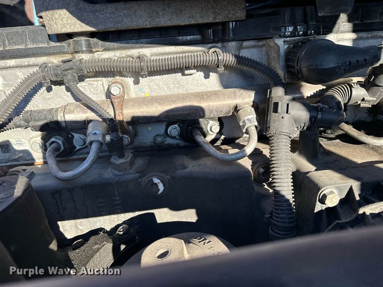 image for item LO9437 2014 Freightliner Cascadia  semi truck