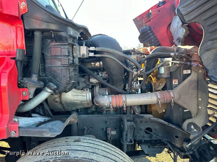 image for item LO9437 2014 Freightliner Cascadia  semi truck