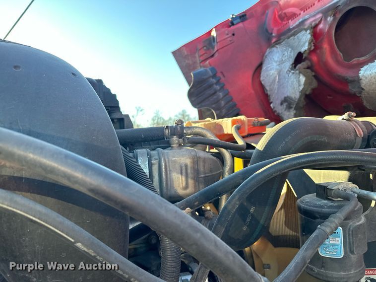 image for item LO9437 2014 Freightliner Cascadia  semi truck