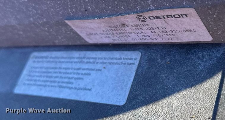 image for item LO9437 2014 Freightliner Cascadia  semi truck