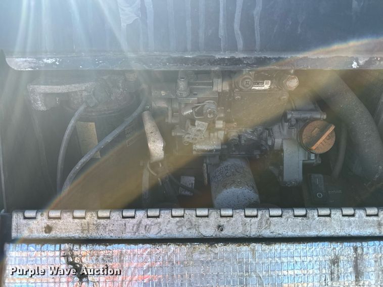 image for item LO9438 2013 Freightliner Cascadia  semi truck