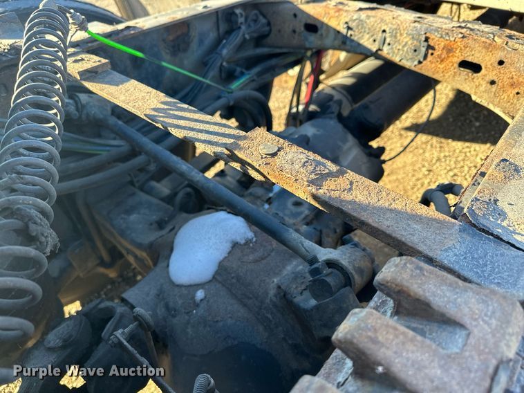 image for item LO9438 2013 Freightliner Cascadia  semi truck