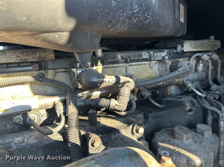 image for item LO9438 2013 Freightliner Cascadia  semi truck