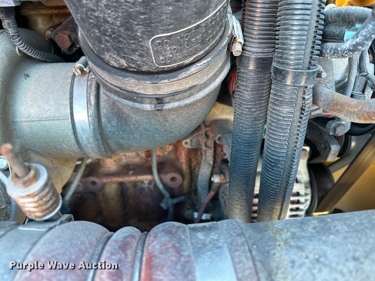 image for item LO9438 2013 Freightliner Cascadia  semi truck