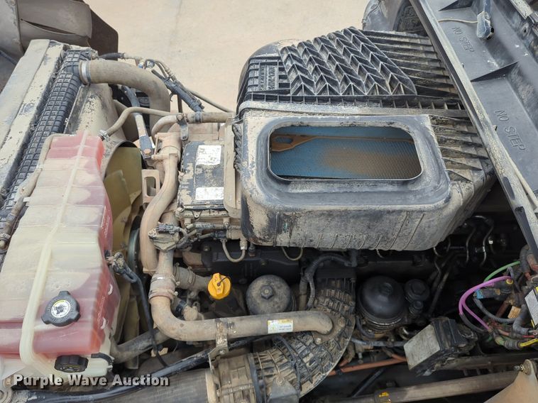 image for item LY9498 2016 Freightliner Coronado 122SD  semi truck