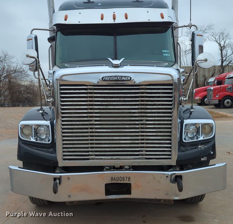 image for item LY9499 2016 Freightliner Coronado 122SD  semi truck
