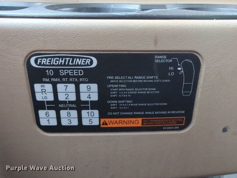 image for item LY9499 2016 Freightliner Coronado 122SD  semi truck