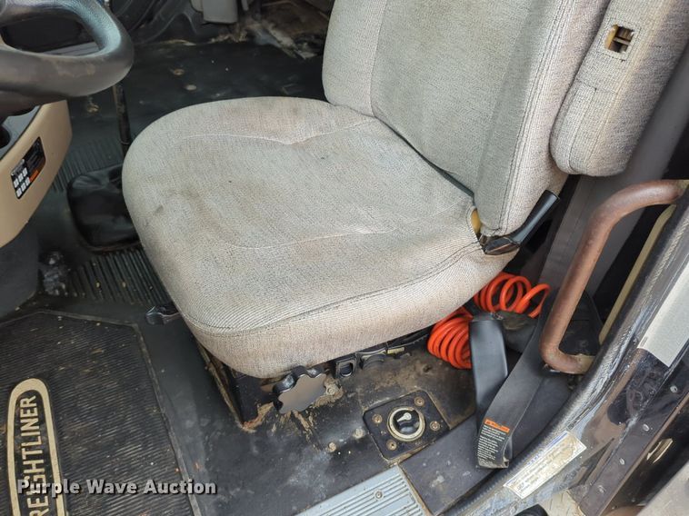 image for item LY9499 2016 Freightliner Coronado 122SD  semi truck