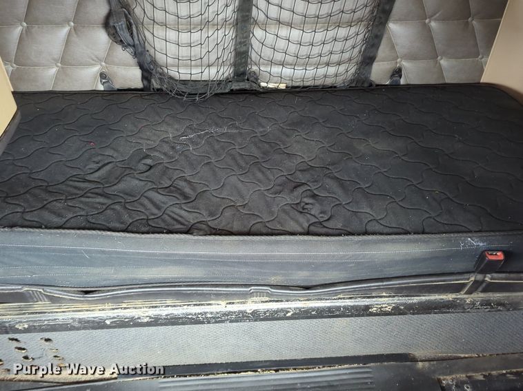 image for item LY9499 2016 Freightliner Coronado 122SD  semi truck