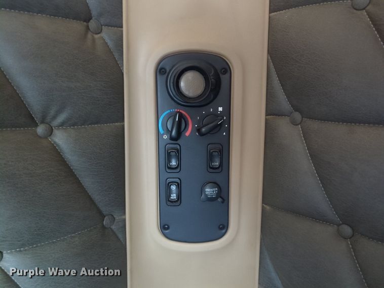 image for item LY9499 2016 Freightliner Coronado 122SD  semi truck