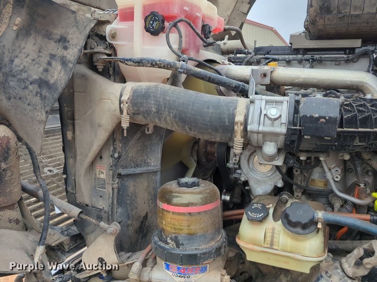 image for item LY9499 2016 Freightliner Coronado 122SD  semi truck