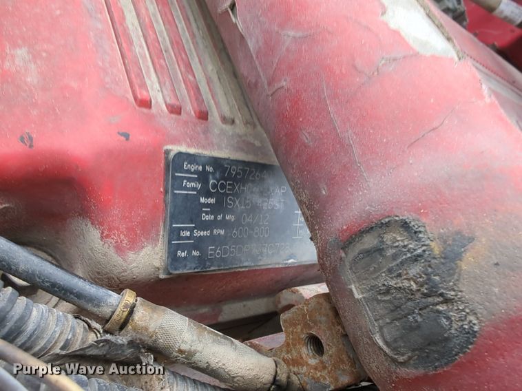 image for item LY9500 2013 Peterbilt 386  semi truck