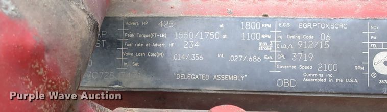 image for item LY9500 2013 Peterbilt 386  semi truck