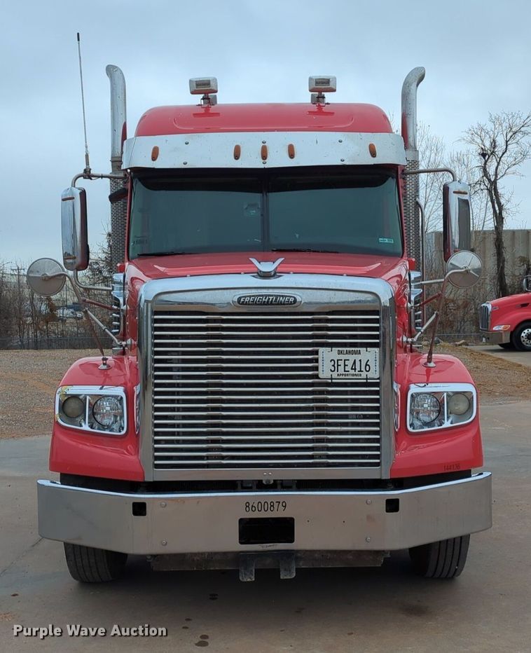 image for item LY9501 2016 Freightliner Coronado 122SD  semi truck