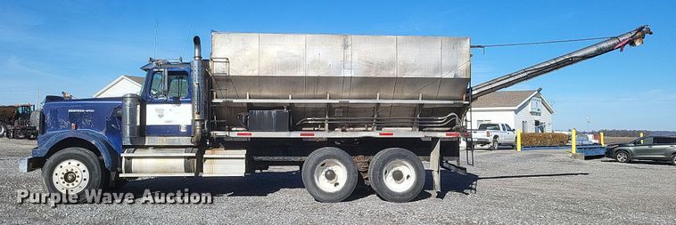 image for item MI9866 1998 Western Star 4964F  fertilizer delivery truck