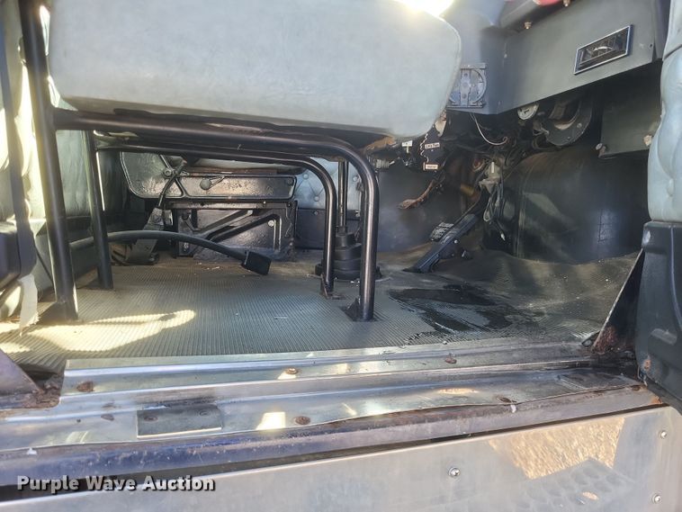 image for item MI9866 1998 Western Star 4964F  fertilizer delivery truck