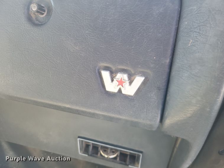 image for item MI9866 1998 Western Star 4964F  fertilizer delivery truck