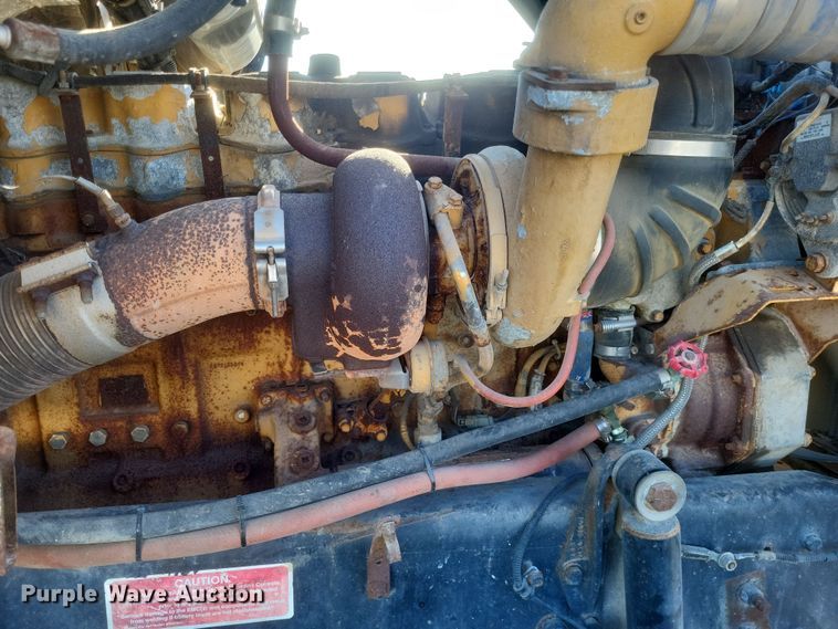 image for item MI9866 1998 Western Star 4964F  fertilizer delivery truck