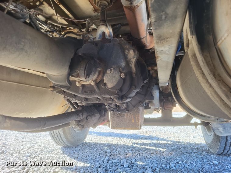 image for item MI9866 1998 Western Star 4964F  fertilizer delivery truck