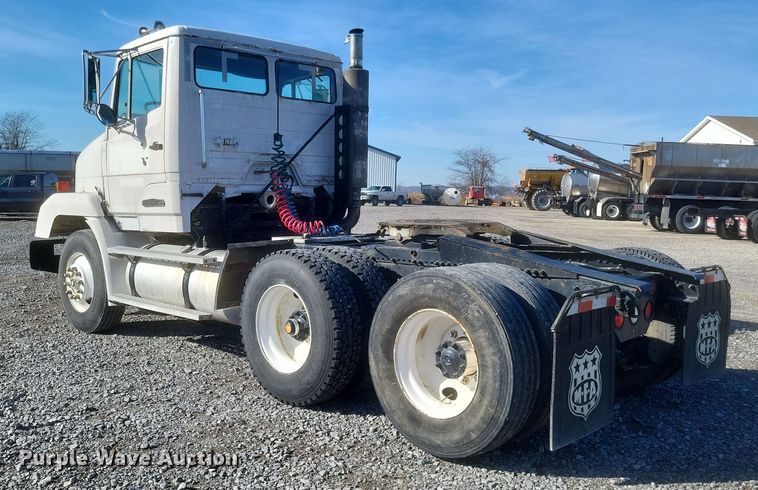 image for item MI9868 1989 Freightliner  semi truck