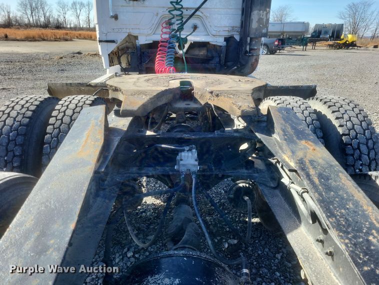 image for item MI9868 1989 Freightliner  semi truck