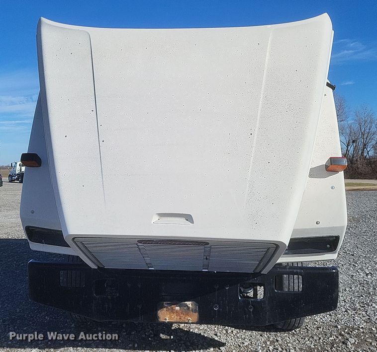 image for item MI9868 1989 Freightliner  semi truck