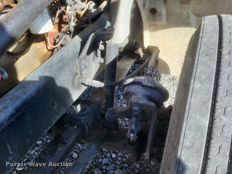 image for item MI9868 1989 Freightliner  semi truck