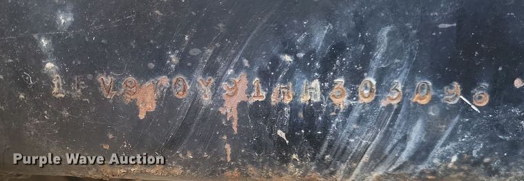 image for item MI9869 1987 Freightliner Conventional  truck cab and chassis