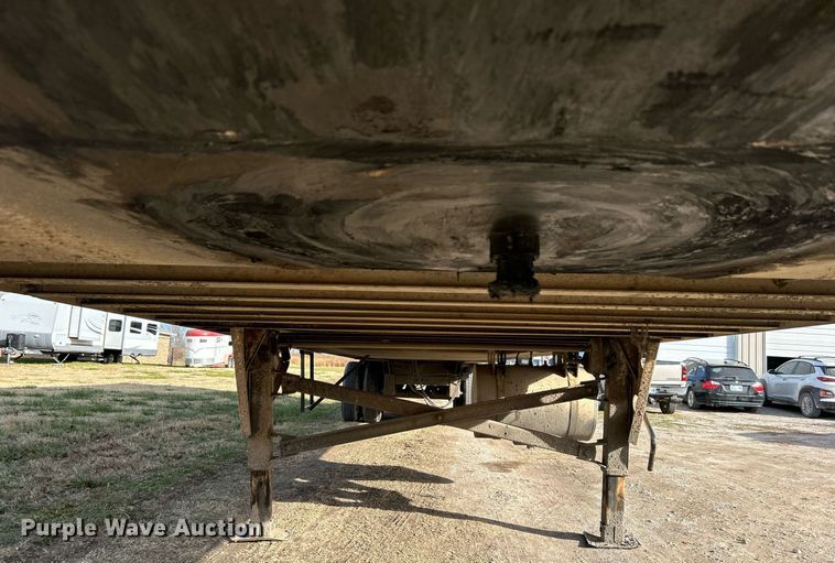 image for item NB9295 1993 Utility Trailer MFG VS2RX  refrigerated van trailer