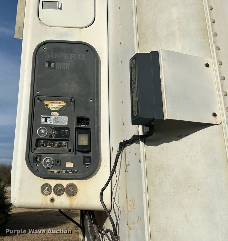 image for item NB9295 1993 Utility Trailer MFG VS2RX  refrigerated van trailer