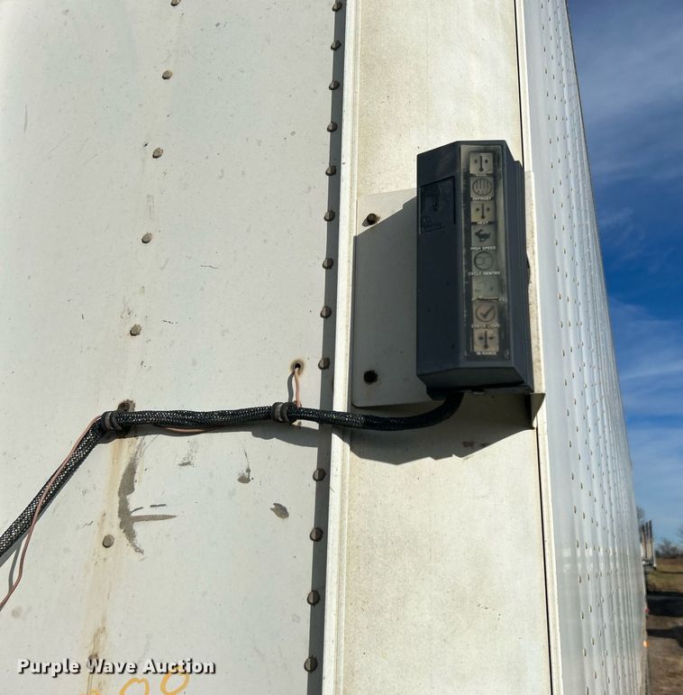 image for item NB9295 1993 Utility Trailer MFG VS2RX  refrigerated van trailer