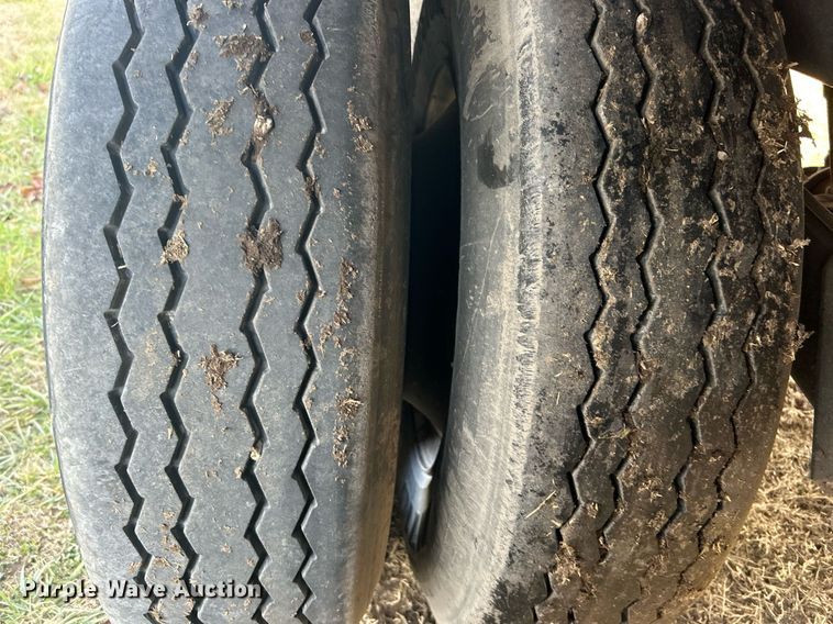 image for item NB9295 1993 Utility Trailer MFG VS2RX  refrigerated van trailer