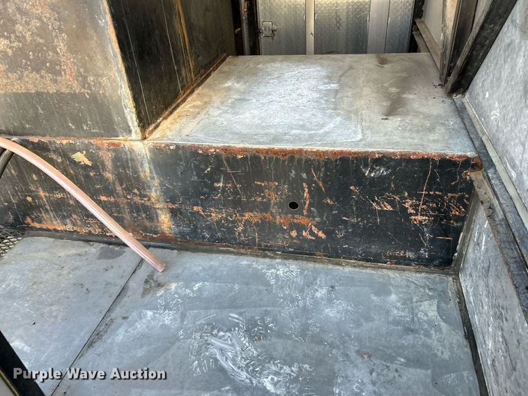 image for item NE9639 2008 Ford F650 Super Duty XLT  flatbed truck