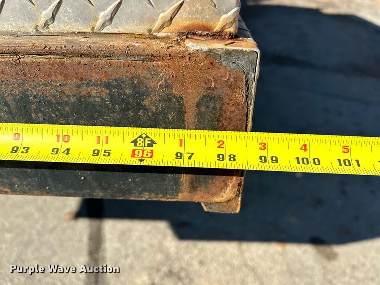 image for item NE9639 2008 Ford F650 Super Duty XLT  flatbed truck