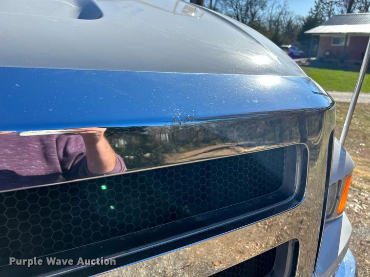 image for item NE9639 2008 Ford F650 Super Duty XLT  flatbed truck