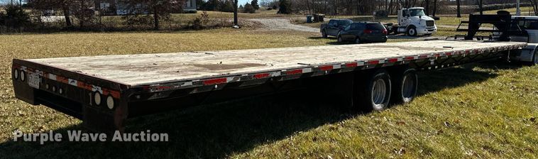 image for item NM9197 2014 Texas Pride  equipment trailer