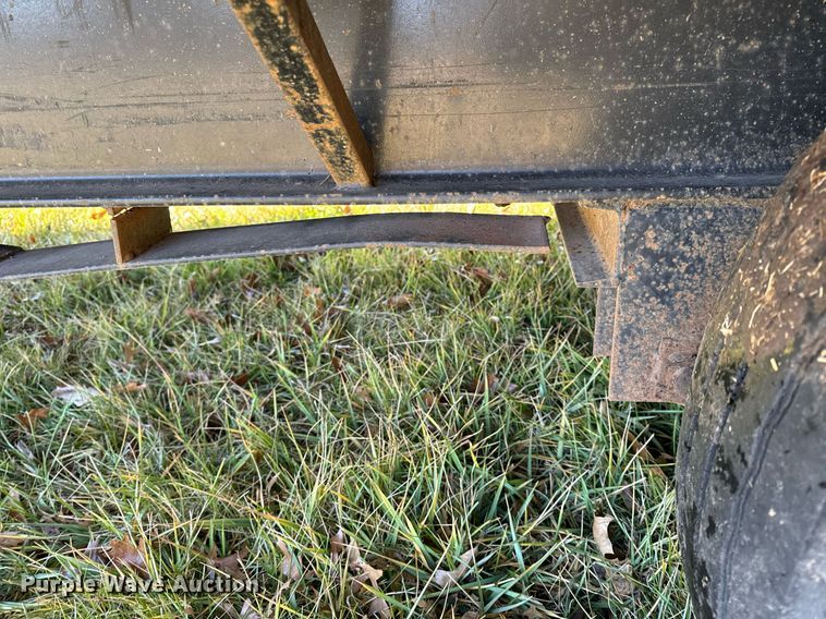 image for item NM9197 2014 Texas Pride  equipment trailer