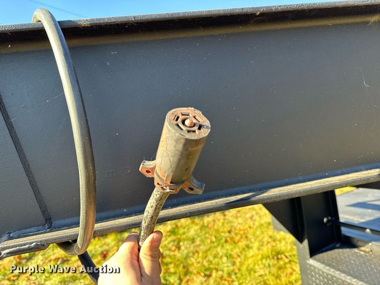 image for item NM9197 2014 Texas Pride  equipment trailer