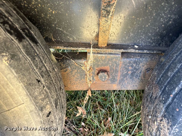 image for item NM9197 2014 Texas Pride  equipment trailer