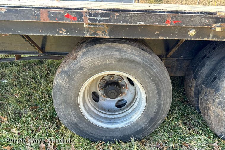 image for item NM9197 2014 Texas Pride  equipment trailer