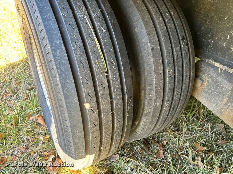 image for item NM9197 2014 Texas Pride  equipment trailer